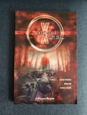 X-Files Volume 1 Collection Graphic Novel